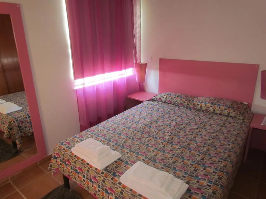 Hi Portimao - Pousada De Juventude Hostel